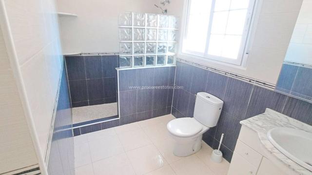 3 bedroom Country Property in Catral