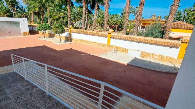 3 bedroom Country Property in Catral