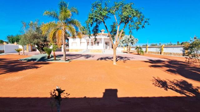 2 bedroom Country Property in Catral