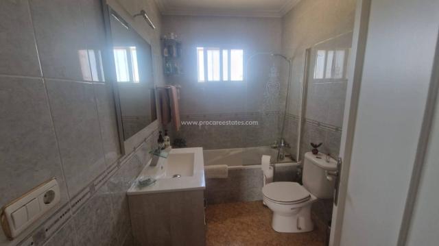 3 bedroom Country Property in Catral