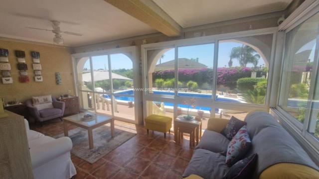 3 bedroom Country Property in Catral