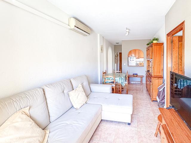 2 bedroom APARTMENT in TORREVIEJA