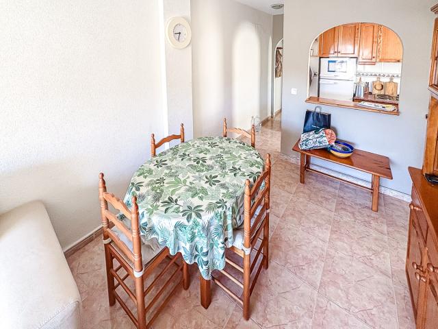 2 bedroom APARTMENT in TORREVIEJA