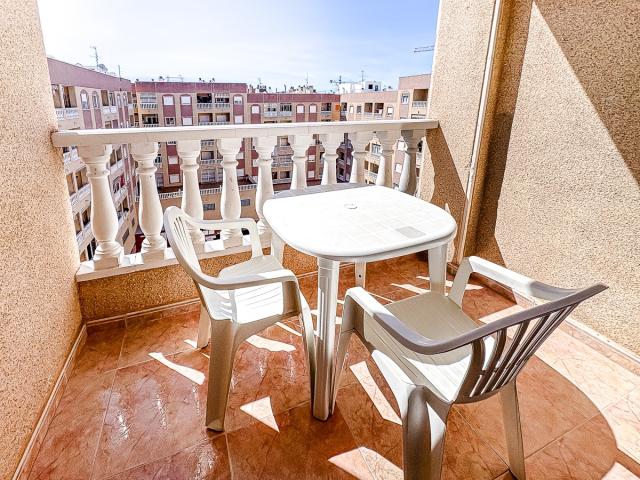 2 bedroom APARTMENT in TORREVIEJA