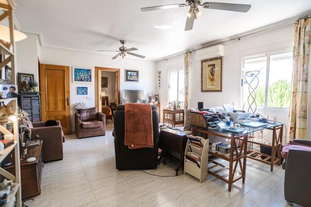 4 bedroom APARTMENT in ALICANTE