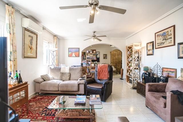 4 bedroom APARTMENT in ALICANTE