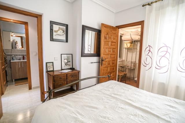 4 bedroom APARTMENT in ALICANTE
