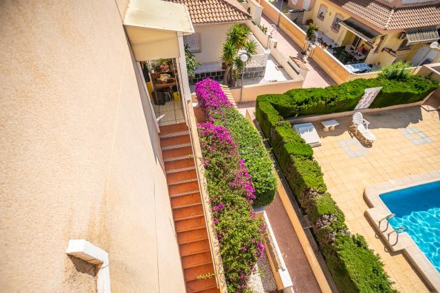 4 bedroom APARTMENT in ALICANTE