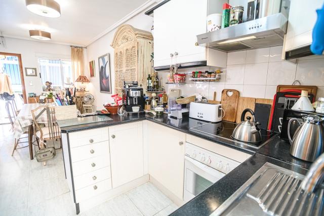 4 bedroom APARTMENT in ALICANTE