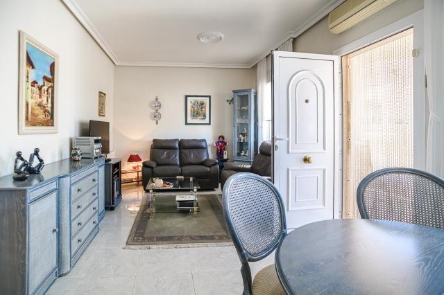 2 bedroom VILLA in ORIHUELA COSTA