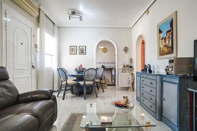 2 bedroom VILLA in ORIHUELA COSTA