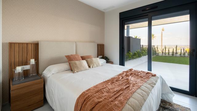 3 bedroom VILLA in TORREVIEJA