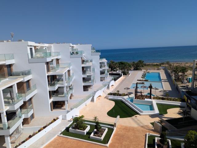 2 bedroom APARTMENT in DENIA