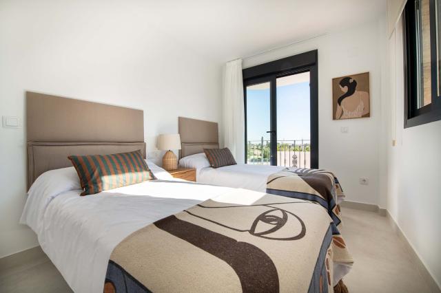 2 bedroom APARTMENT in COX