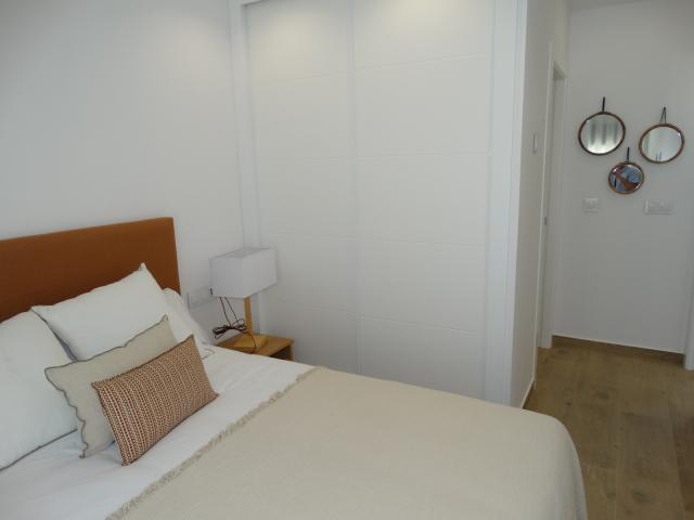 2 bedroom APARTMENT in PILAR DE LA HORADADA
