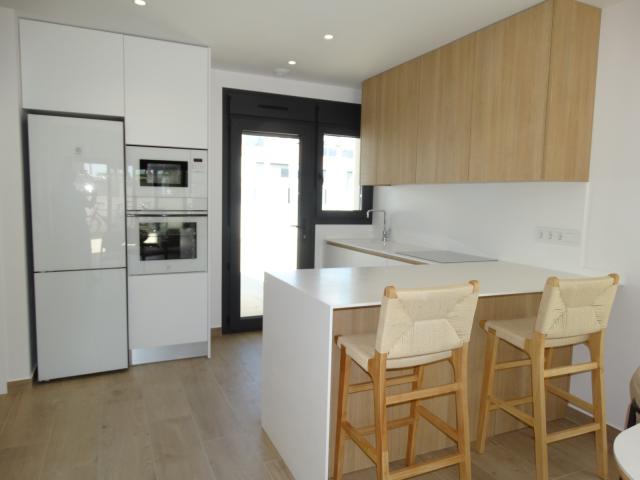 2 bedroom APARTMENT in PILAR DE LA HORADADA