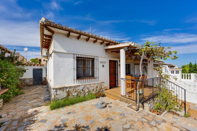 2 bedroom APARTMENT in TORREVIEJA