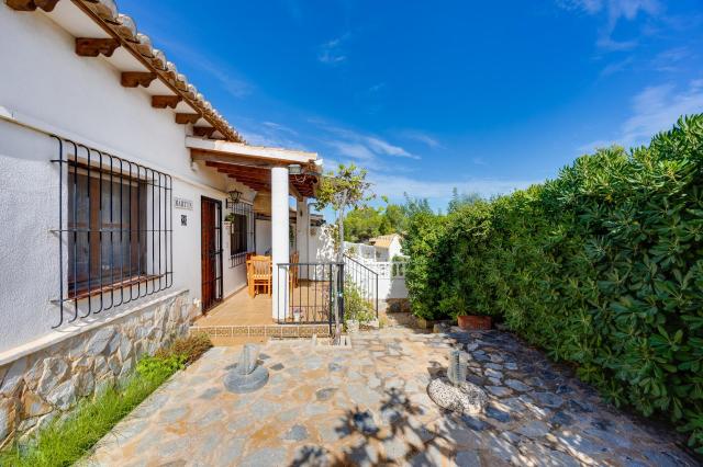 2 bedroom APARTMENT in TORREVIEJA