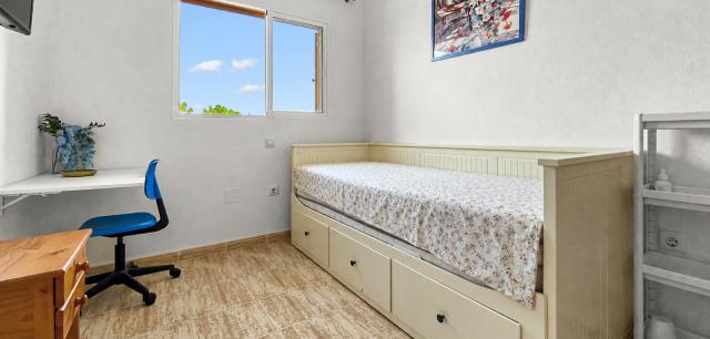 2 bedroom APARTMENT in MIL PALMERAS