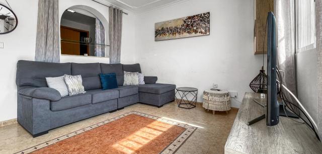 3 bedroom APARTMENT in TORREVIEJA