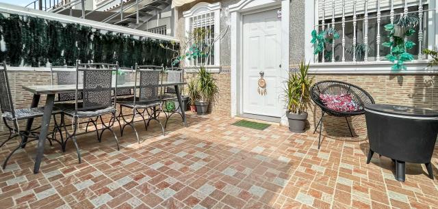 3 bedroom APARTMENT in TORREVIEJA
