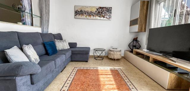 3 bedroom APARTMENT in TORREVIEJA