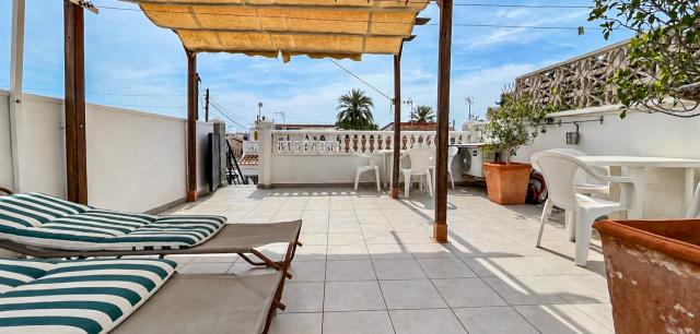 3 bedroom APARTMENT in TORREVIEJA