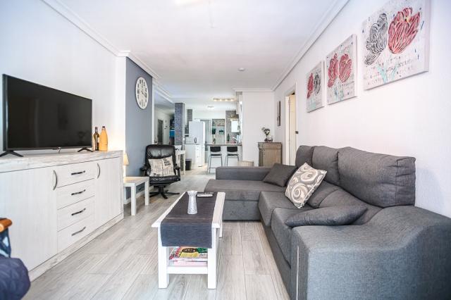 3 bedroom APARTMENT in TORREVIEJA