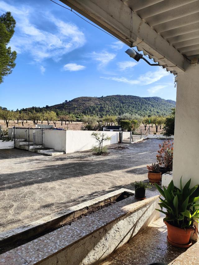 3 bedroom Country house in Yecla