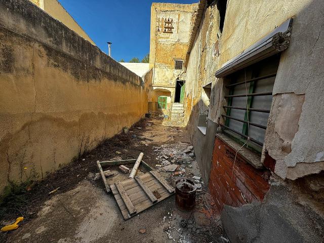 6 bedroom Country house in Yecla
