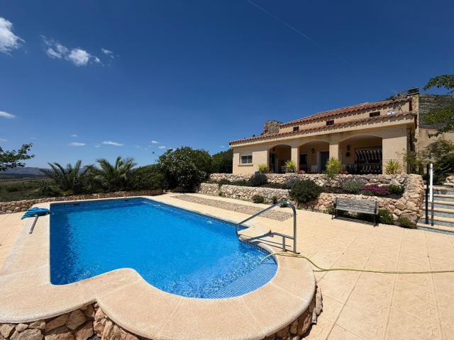 3 bedroom Villa in Sax
