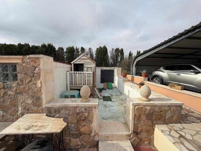 5 bedroom Villa in Sax