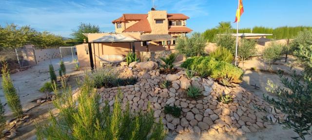 5 bedroom Villa in Pinoso