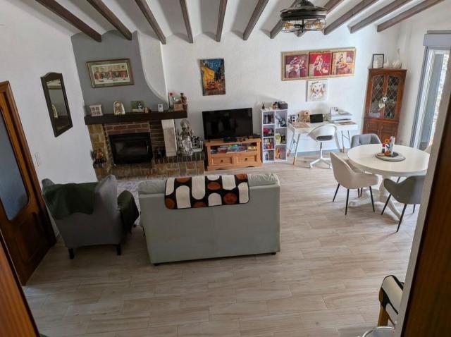 6 bedroom Villa in Petrer