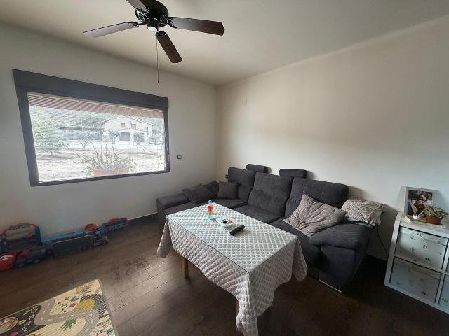 2 bedroom Country house in Yecla