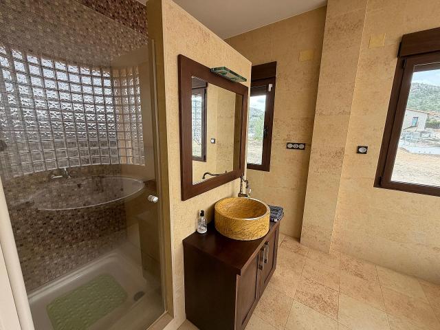 2 bedroom Country house in Yecla