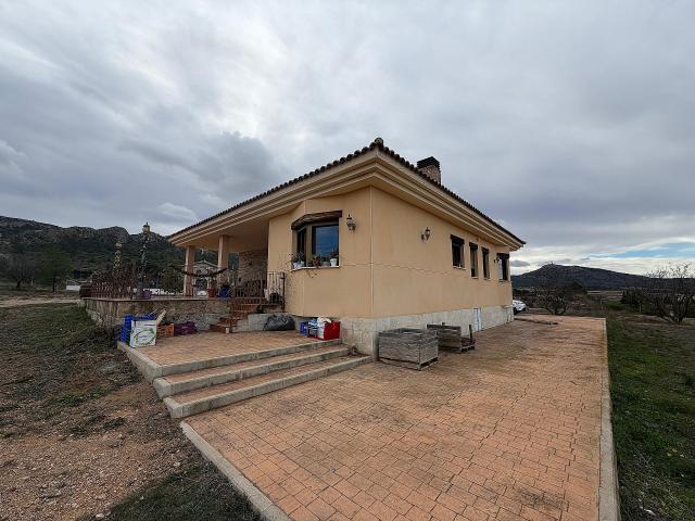 2 bedroom Country house in Yecla