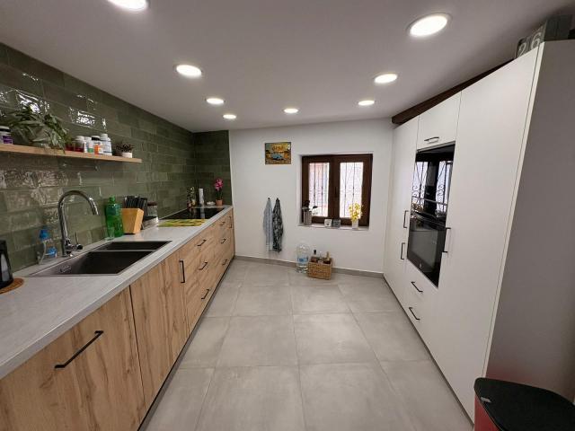 4 bedroom Townhouse in Biar