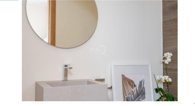2 bedroom Apartment - Penthouse in Benahavís