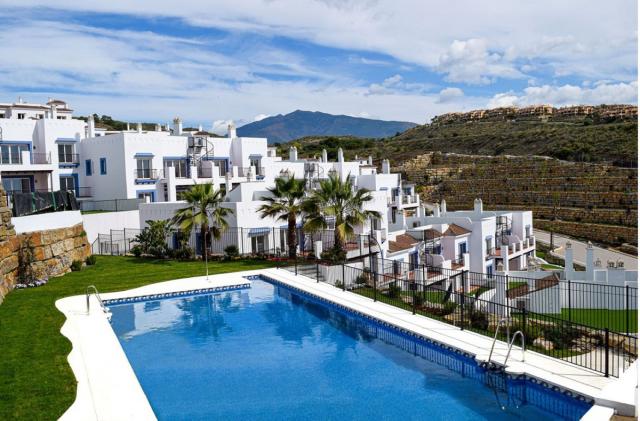 2 bedroom Apartment - Middle Floor Apartment in Benahavís