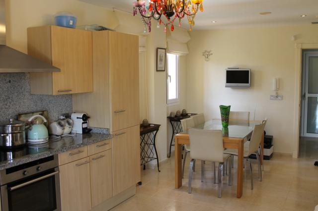 2 bedroom Apartment - Middle Floor Apartment in San Roque Club
