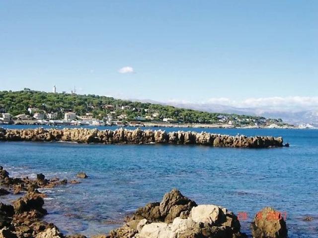 3 bedroom Apartment in Antibes