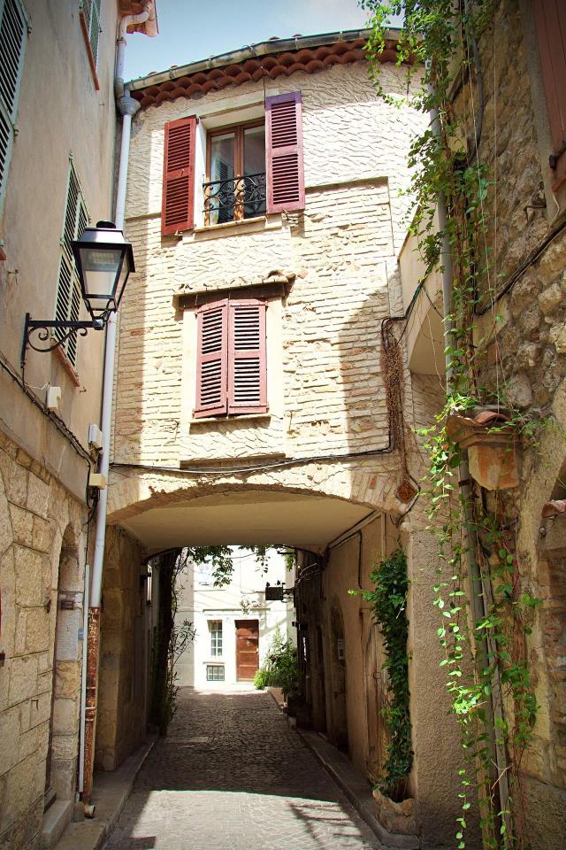 3 bedroom Apartment in Antibes