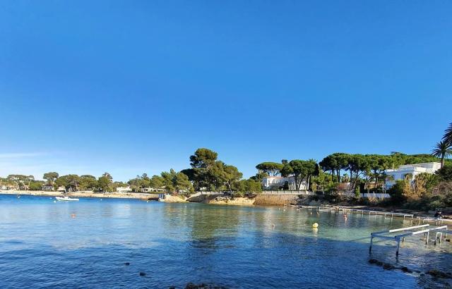 3 bedroom Apartment in Antibes
