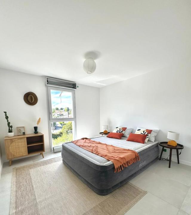 3 bedroom Apartment in Antibes