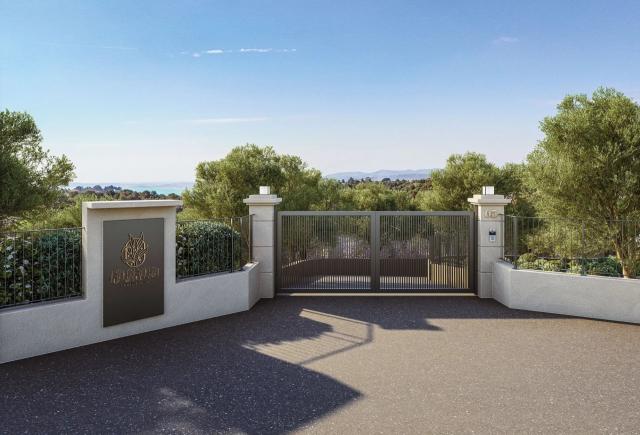 4 bedroom Villa in Saint-Laurent-du-Var