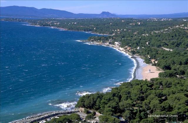 2 bedroom Apartment in Saint-Raphaël