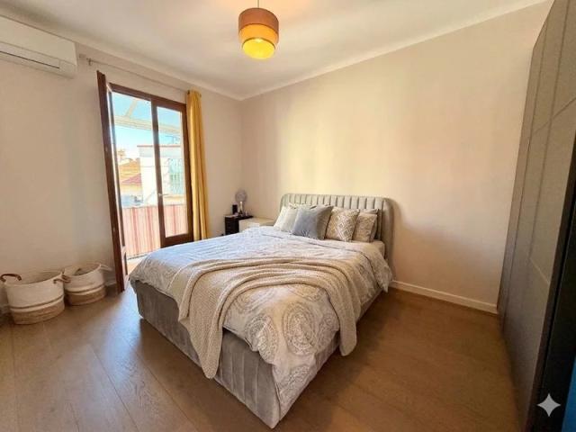 4 bedroom Apartment in Antibes
