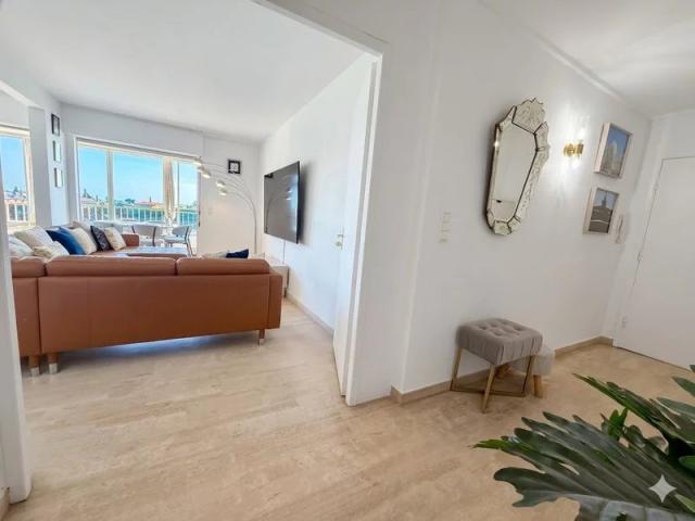 3 bedroom Apartment in Antibes