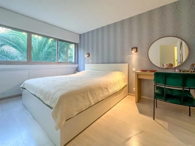3 bedroom Apartment in Antibes